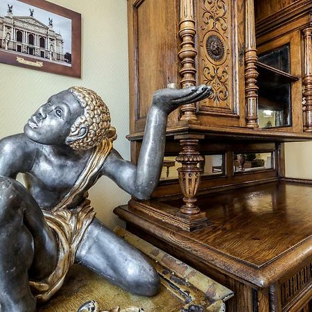 George Apartment Lviv Eksteriør bilde